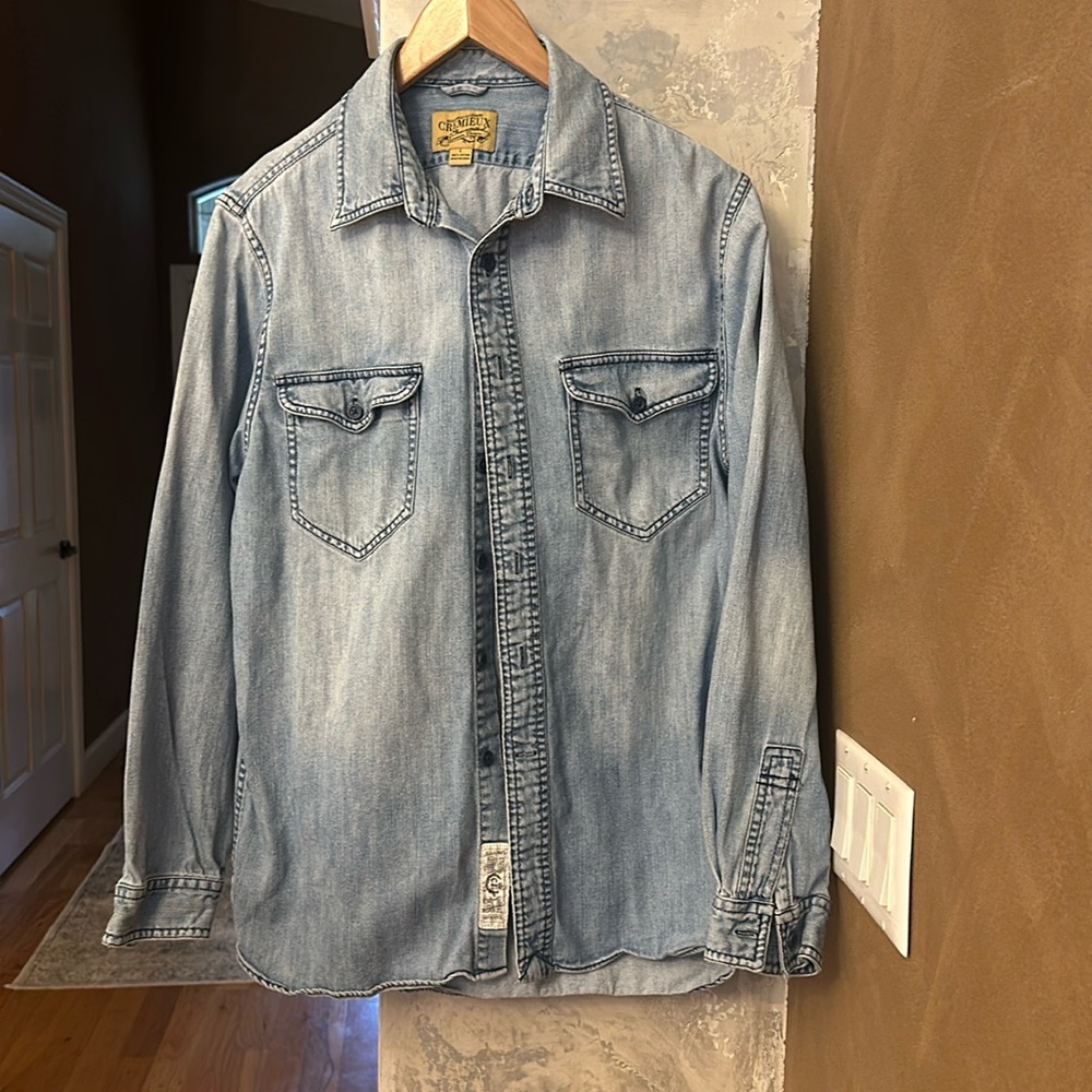 Cremieux Premium Denim shirt. Men’s Large.